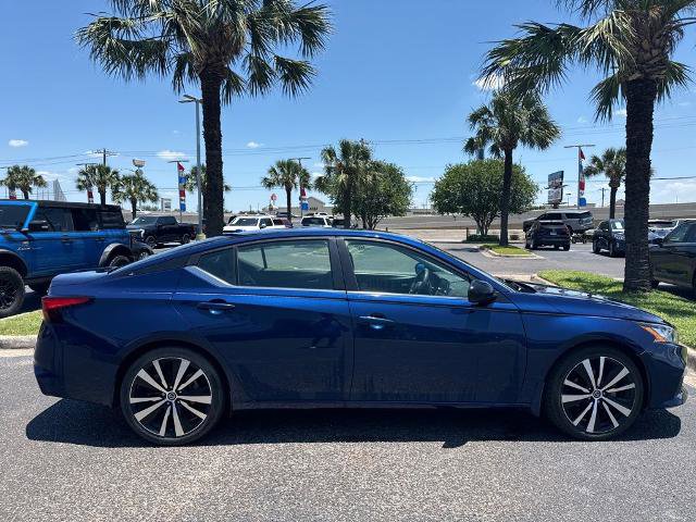 Used 2021 Nissan Altima 2.5 SR FWD image 6