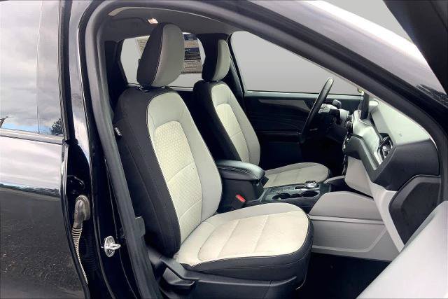 Certified 2024 Ford Escape Active FWD image 8