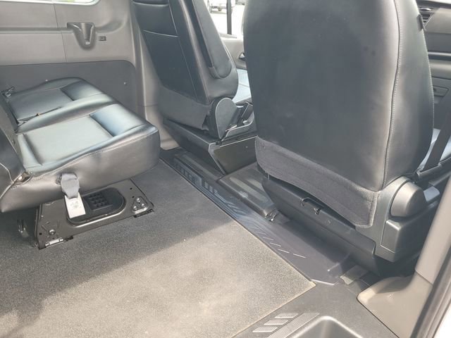 Certified 2022 Ford Transit 150 XL RWD image 12