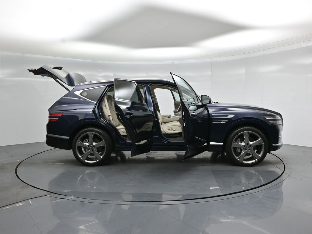 Used 2022 Genesis GV80 3.5T w/ Prestige Package 07 AWD/4WD image 4