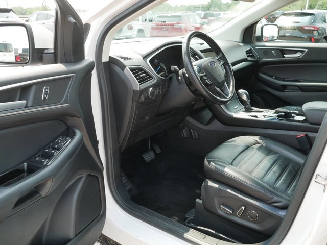 Certified 2017 Ford Edge SEL w/ Equipment Group 201A AWD/4WD image 12