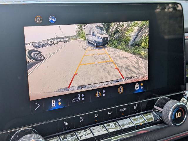 Used 2024 Chevrolet Colorado Z71 w/ Z71 Convenience Package 2 AWD/4WD image 25