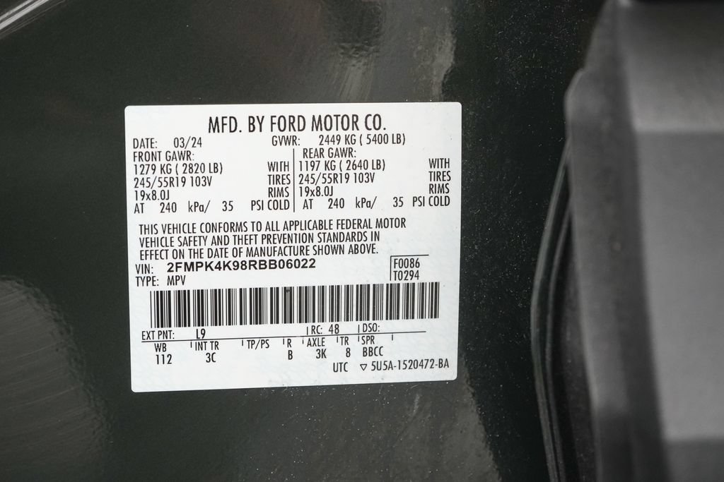 Certified 2024 Ford Edge Titanium AWD/4WD image 25