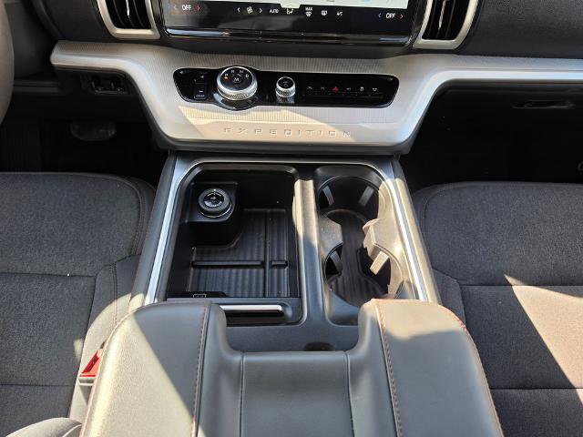 Certified 2025 Ford Expedition Active RWD image 14