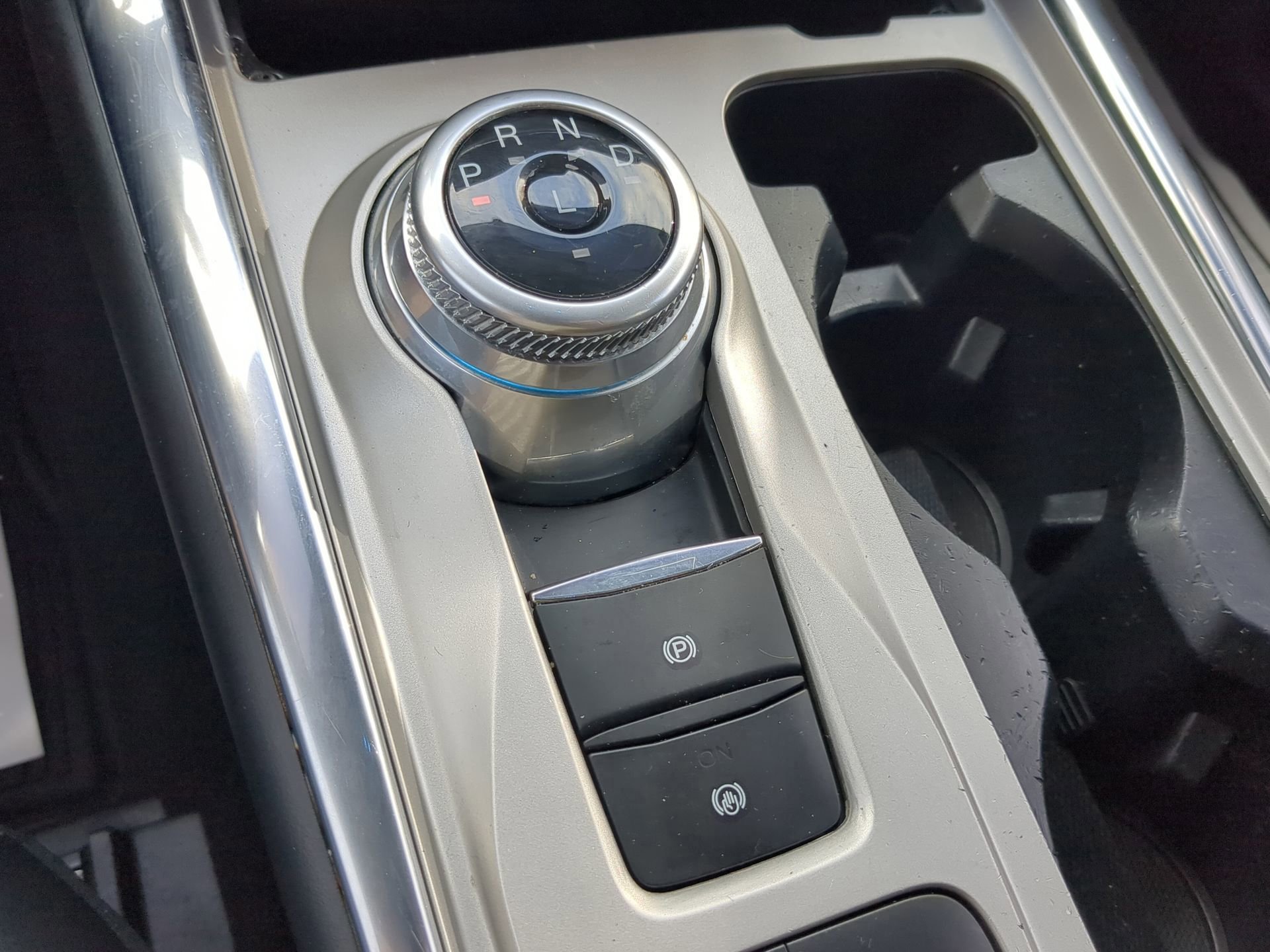 Certified 2022 Ford Explorer XLT w/ Equipment Group 202A image 55