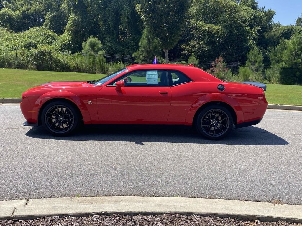 Used 2022 Dodge Challenger R/T Scat Pack RWD image 6