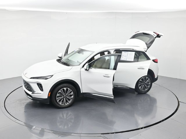 Used 2024 Buick Envision Preferred AWD/4WD image 44