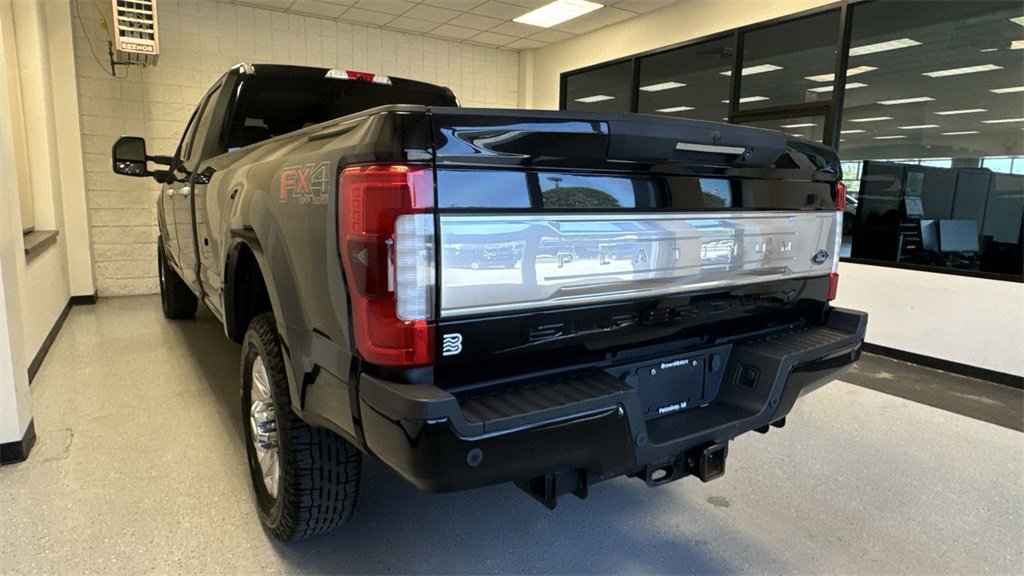 Certified 2017 Ford F350 Platinum w/ Platinum Ultimate Package image 10