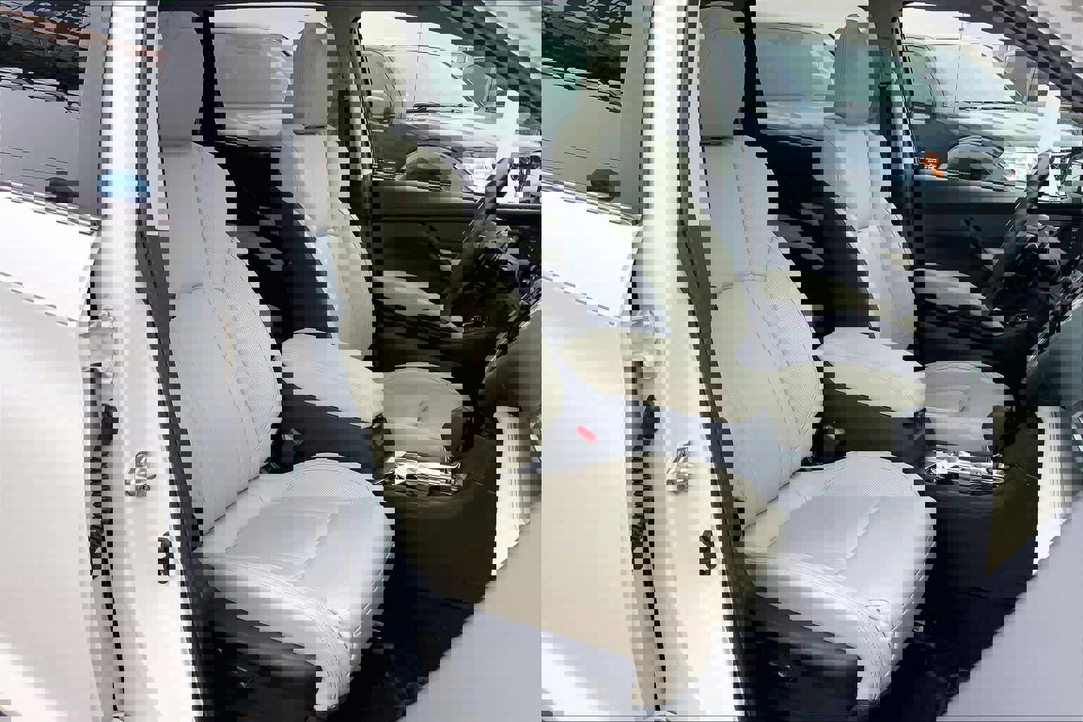 Used 2023 Subaru Ascent Limited w/ Technology Package image 8