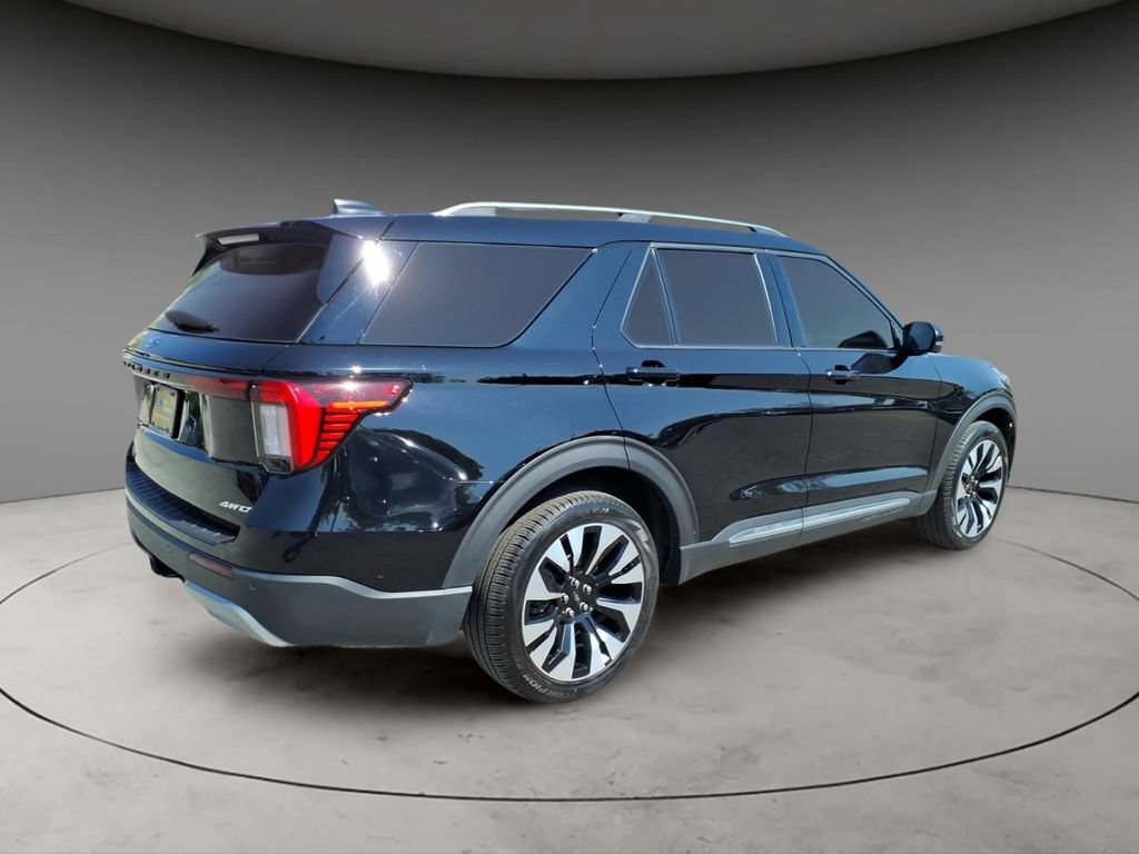 Certified 2025 Ford Explorer Platinum w/ LUX Leather Package AWD/4WD image 8