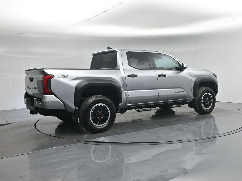 Used 2025 Toyota Tacoma TRD Off-Road image 11