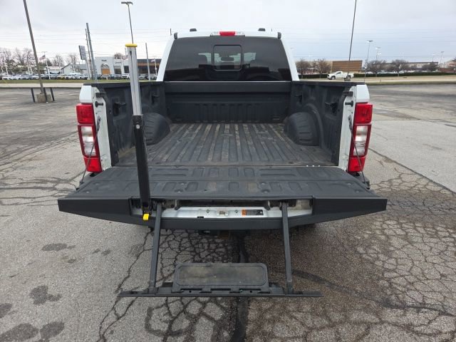 Certified 2022 Ford F250 Lariat w/ Chrome Package image 13