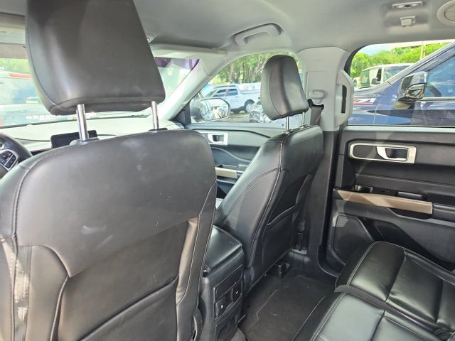 Certified 2022 Ford Explorer XLT w/ Equipment Group 202A RWD image 15