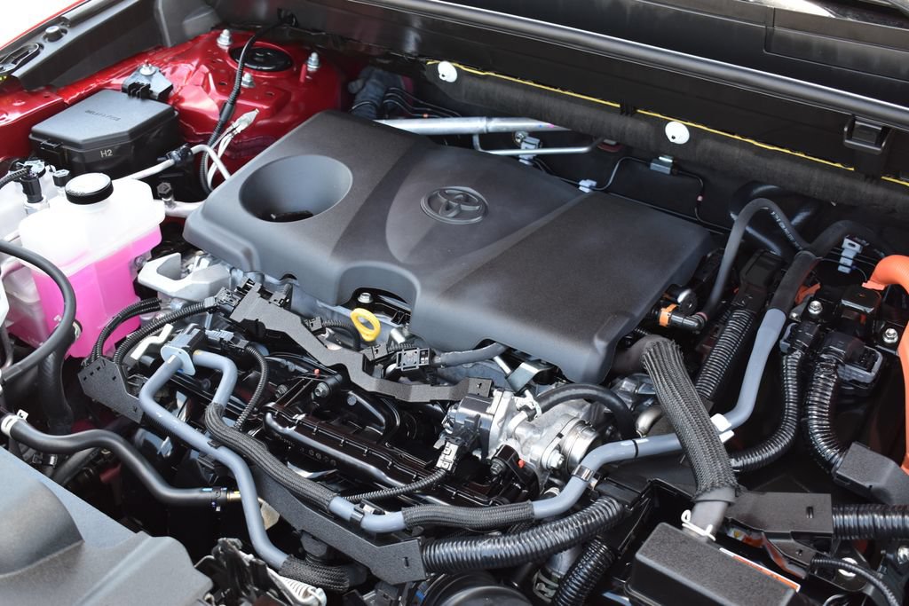 Used 2024 Toyota Venza XLE AWD/4WD image 13