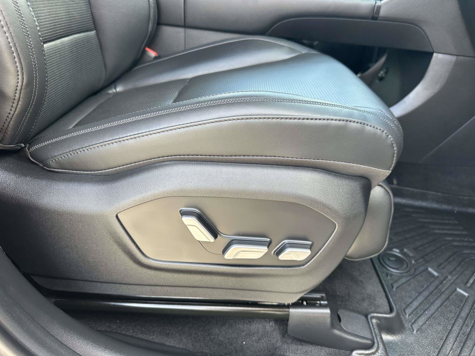 Used 2024 Hyundai Santa Fe Calligraphy AWD/4WD image 21