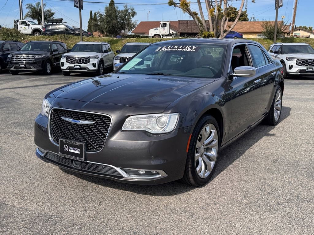 Used 2019 Chrysler 300 Limited w/ Safetytec Plus Group image 7