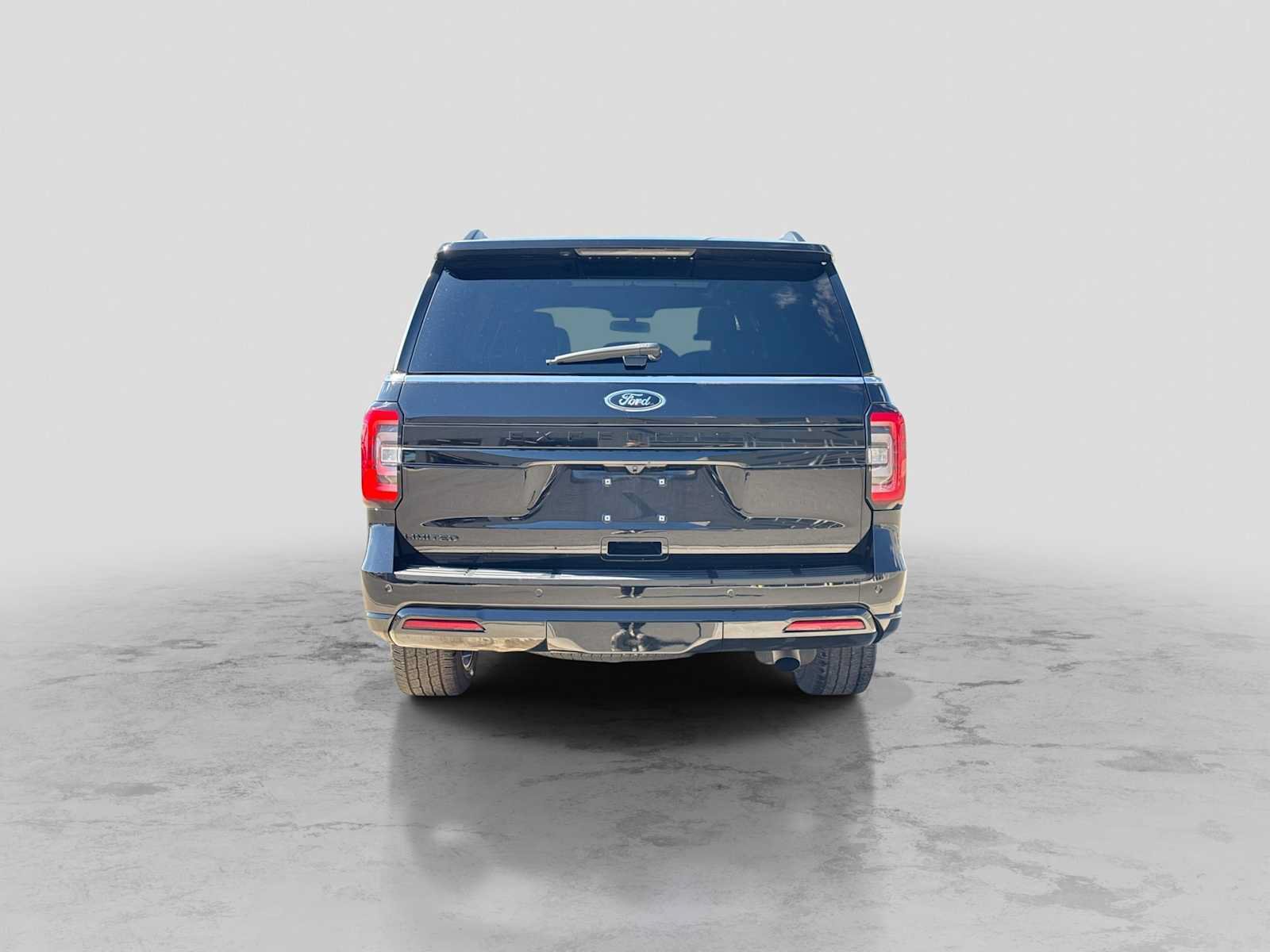 Certified 2023 Ford Expedition Limited AWD/4WD image 5