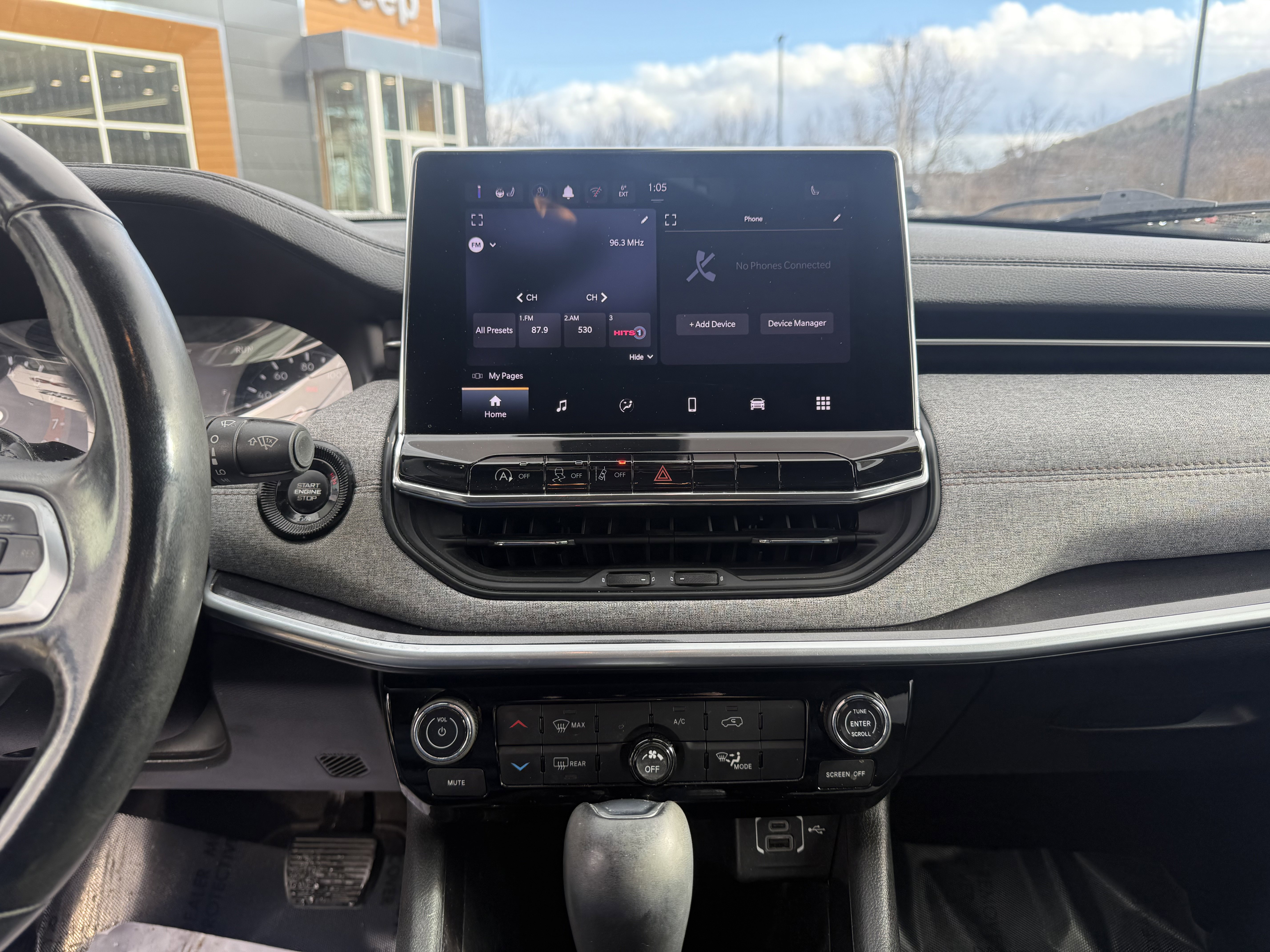 Used 2022 Jeep Compass Latitude image 14