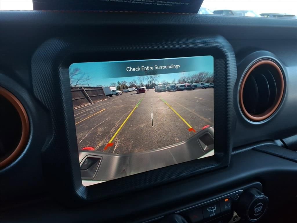 Used 2023 Jeep Gladiator Mojave image 10