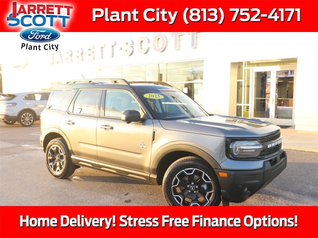 Certified 2025 Ford Bronco Sport Outer Banks w/ Outer Banks Tech Package+ image 7