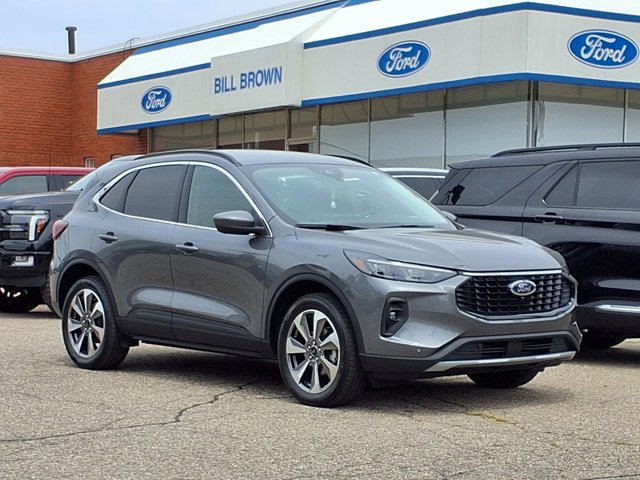 Certified 2024 Ford Escape Platinum AWD/4WD image 1
