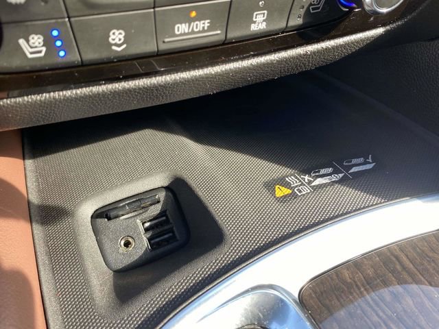 Used 2021 Buick Enclave Avenir w/ Avenir Technology Package image 35