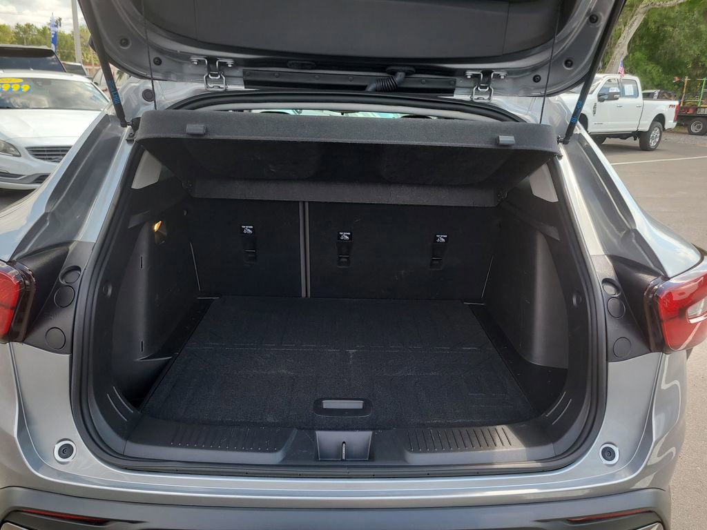 Used 2024 Chevrolet Trax ACTIV image 8