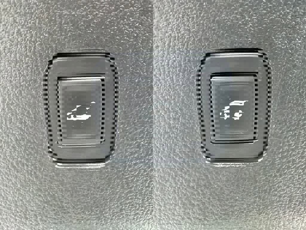 Used 2018 Buick Enclave Premium image 17