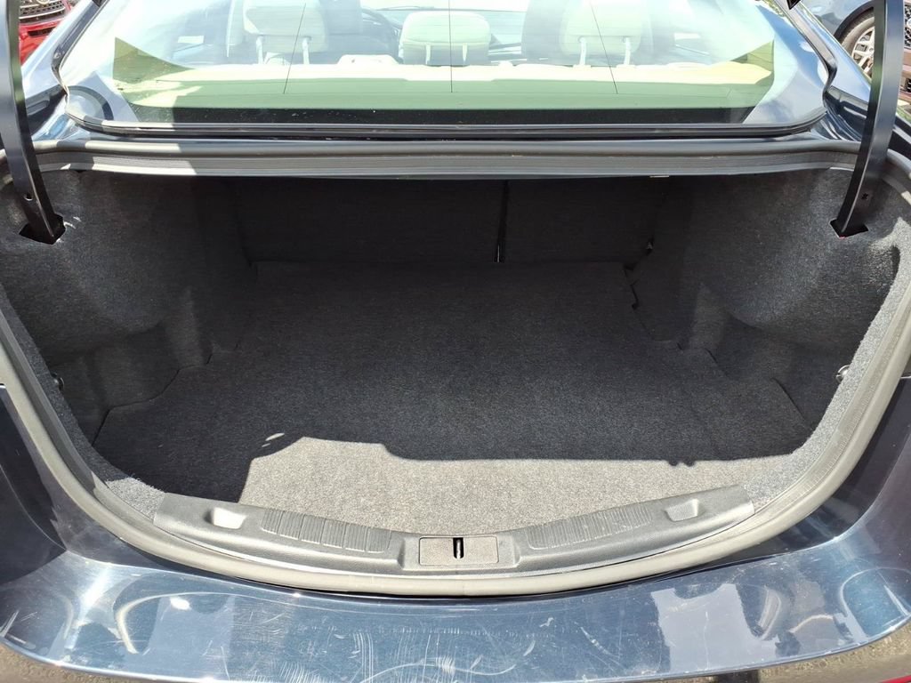 Certified 2020 Ford Fusion SE FWD image 9