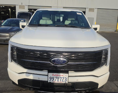 Certified 2023 Ford F150 Lightning Platinum AWD/4WD image 2