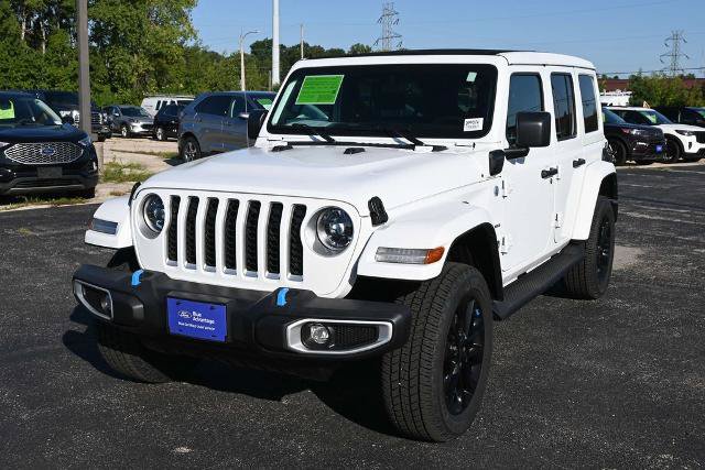 Used 2023 Jeep Wrangler Unlimited Sahara w/ Cold Weather Group AWD/4WD image 5