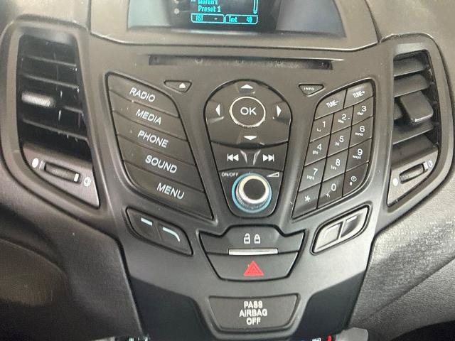 Certified 2017 Ford Fiesta SE FWD image 9