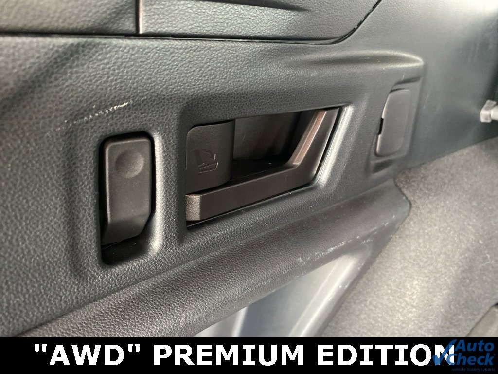 Used 2024 Subaru Outback Premium image 15