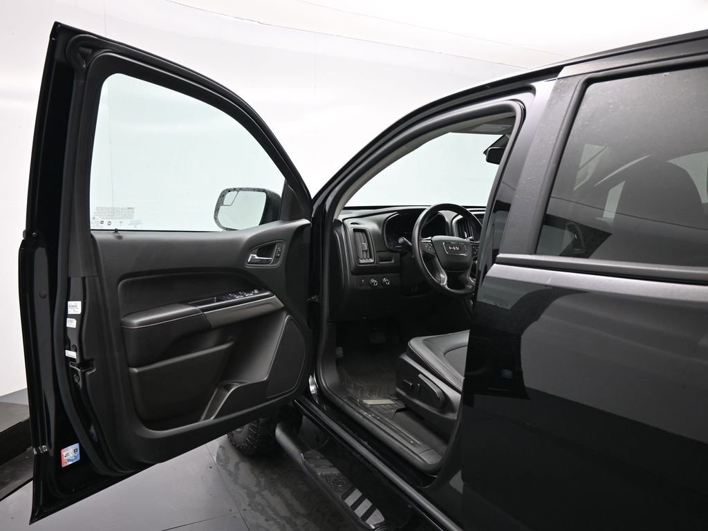 Used 2022 GMC Canyon AT4 image 9