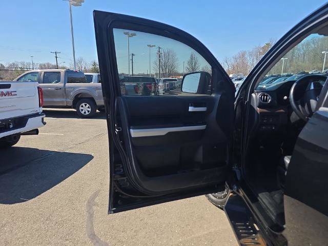 Used 2018 Toyota Tundra Limited w/ Limited Premium Package AWD/4WD image 19