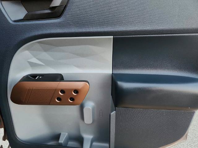Certified 2022 Ford Maverick Lariat w/ Lariat Luxury Package FWD image 33