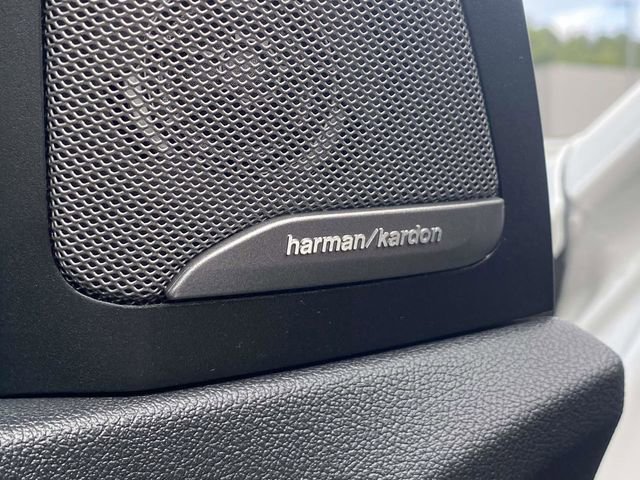 Used 2019 BMW X5 xDrive50i w/ M Sport Package AWD/4WD image 25