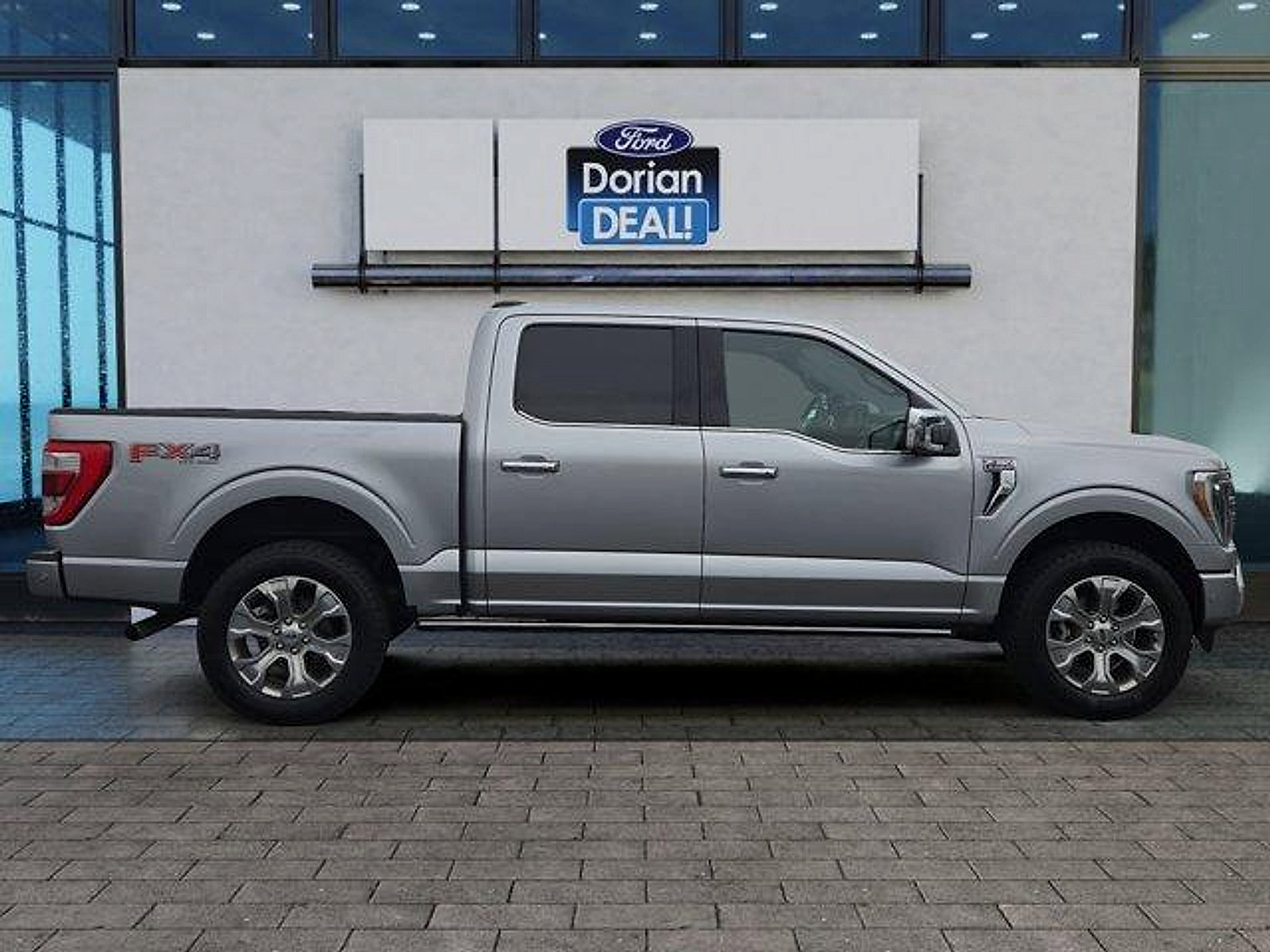 Certified 2022 Ford F150 Platinum w/ Equipment Group 701A High AWD/4WD image 2
