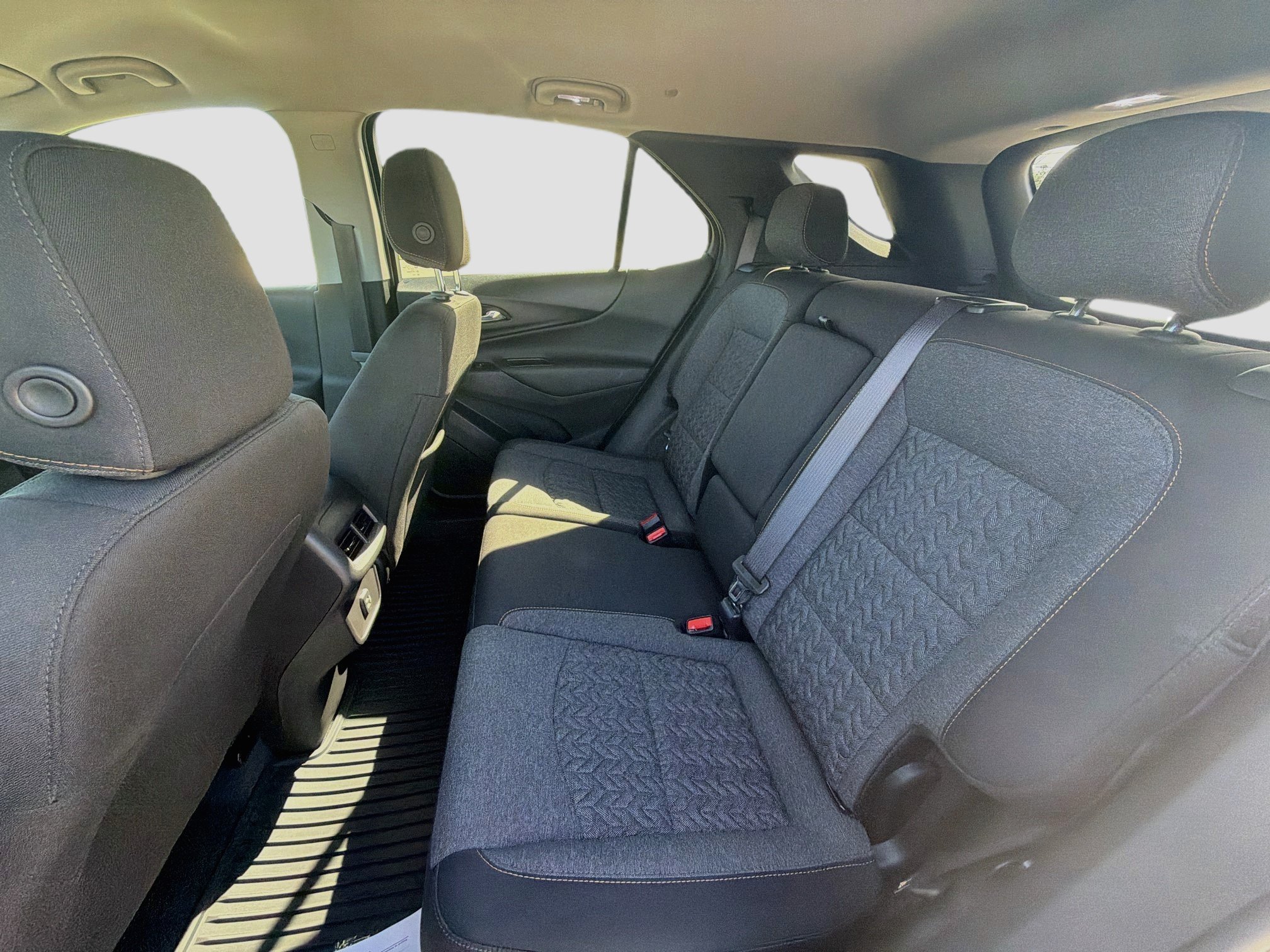 Used 2024 Chevrolet Equinox LT FWD image 27