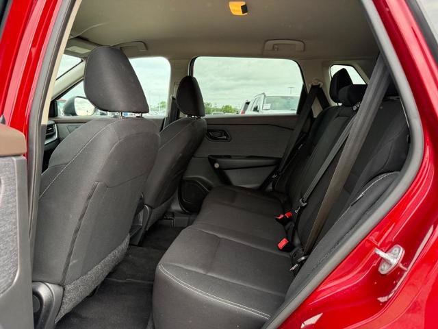 Used 2023 Nissan Rogue S FWD image 10