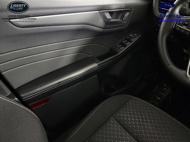 Certified 2023 Ford Escape Active AWD/4WD image 31
