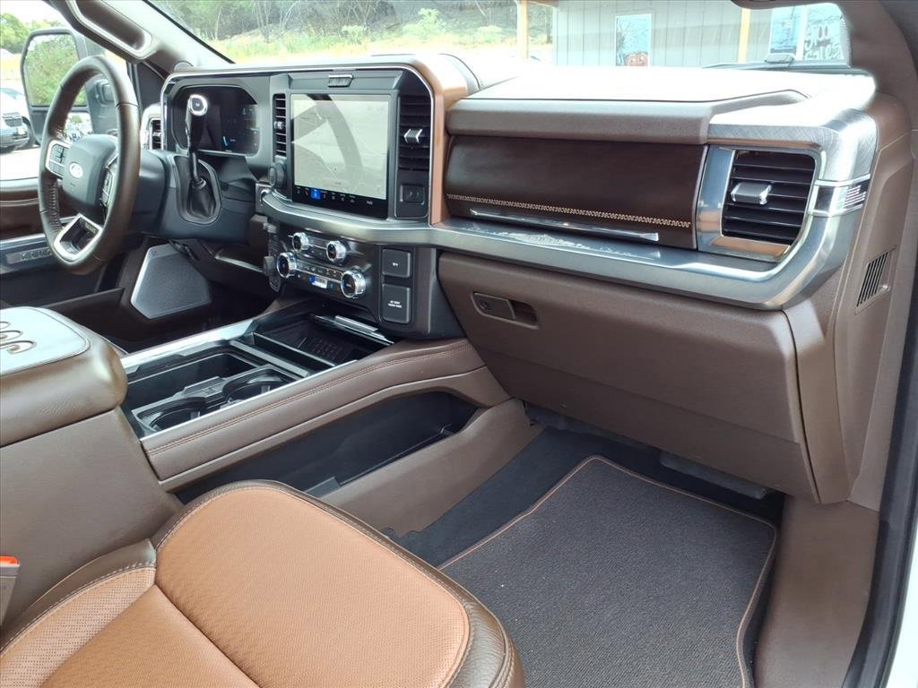 Certified 2025 Ford F450 King Ranch w/ Chrome Package image 10