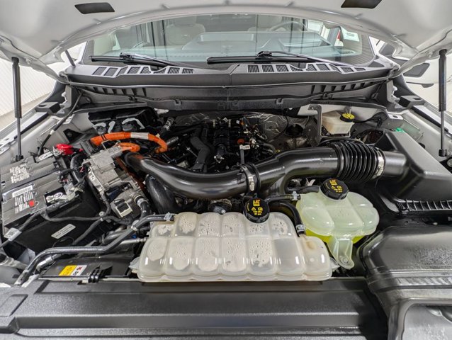 Certified 2024 Ford F150 Platinum w/ Equipment Group 703A Plus AWD/4WD image 32