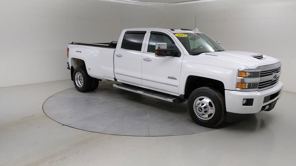 Used 2017 Chevrolet Silverado 3500 High Country image 10
