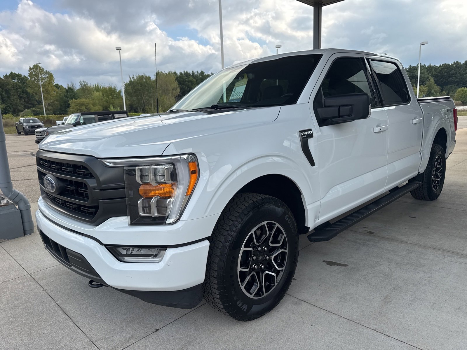 Certified 2023 Ford F150 XLT w/ Equipment Group 302A High image 9