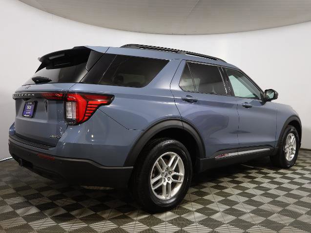 Certified 2025 Ford Explorer Active image 4