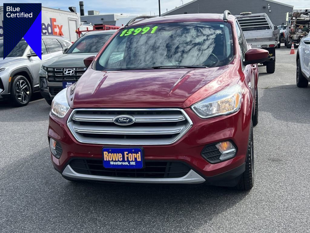 Certified 2018 Ford Escape SE w/ SE Sync 3 Package