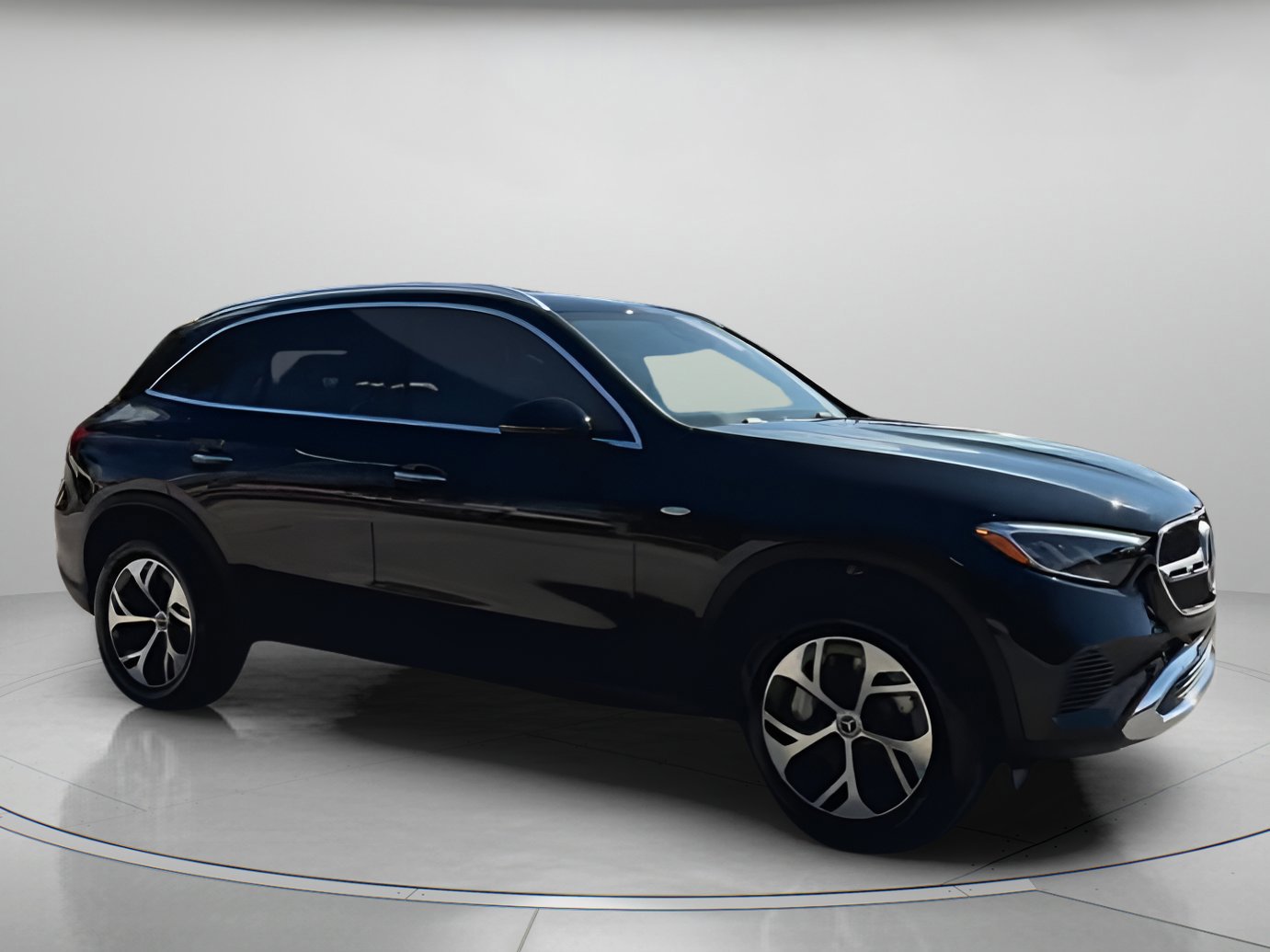 Used 2025 Mercedes-Benz GLC 350e 4MATIC image 31