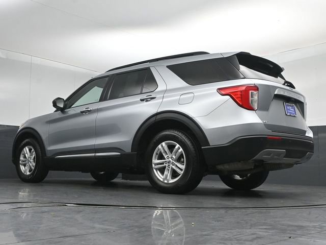 Certified 2022 Ford Explorer XLT w/ Equipment Group 202A image 10