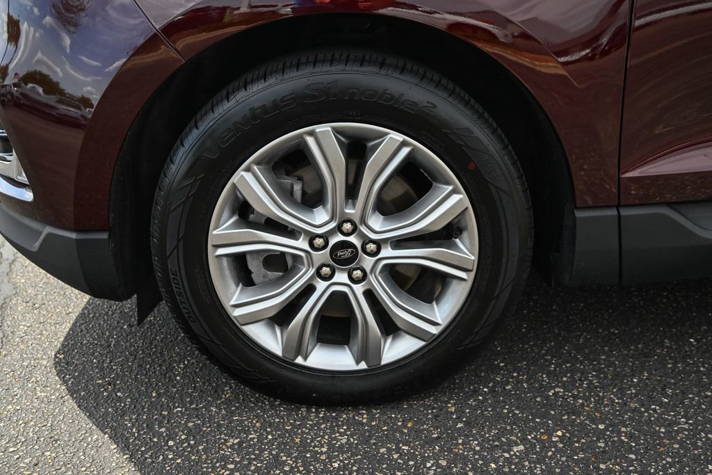 Certified 2024 Ford Edge Titanium w/ Class II Trailer Tow Package AWD/4WD image 12